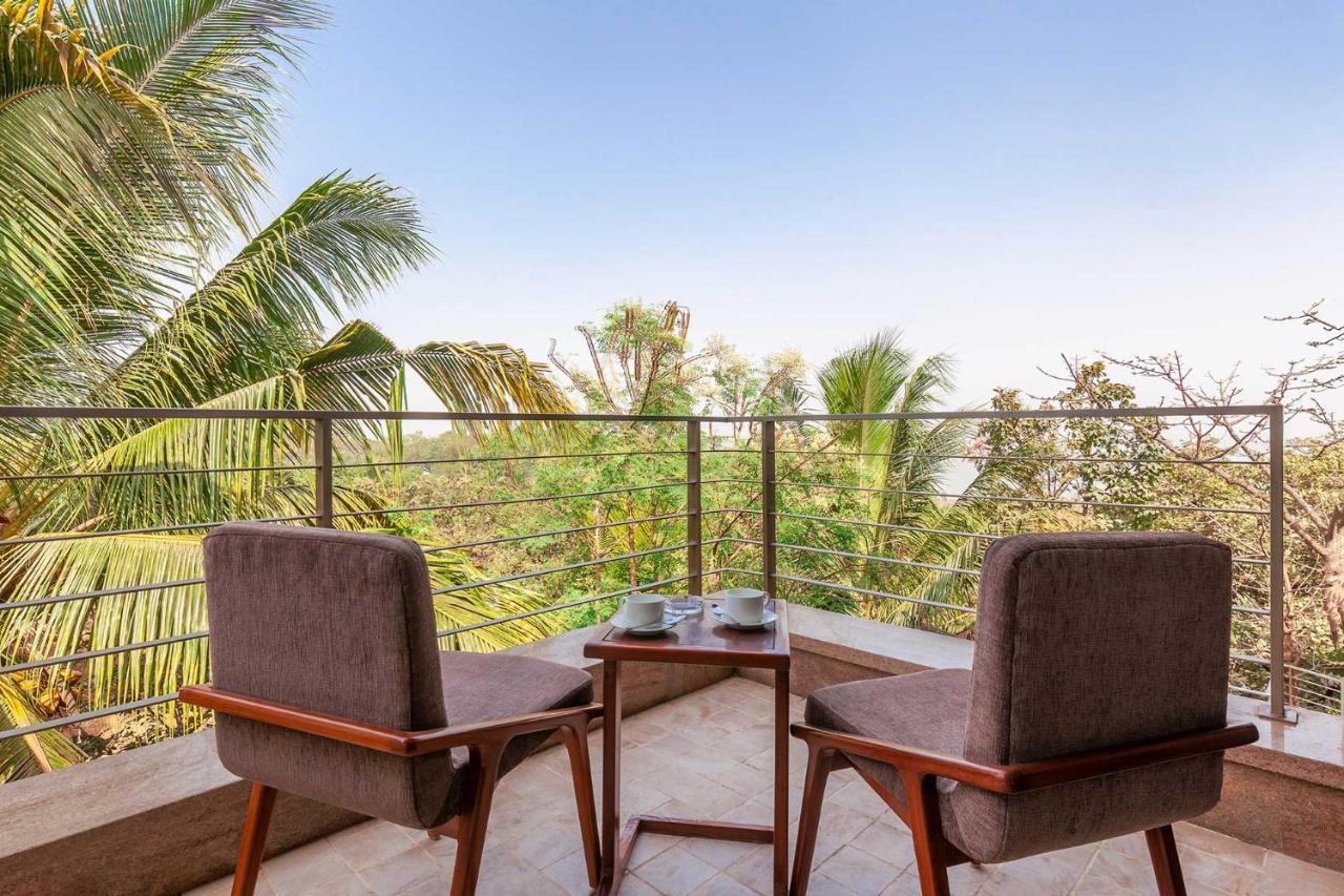 The Blue Horizon By Stayvista - Featuring A Beach-View Villa With A Swimming Pool, Indoor Games, And A Relaxing Balcony อลีบาก ภายนอก รูปภาพ
