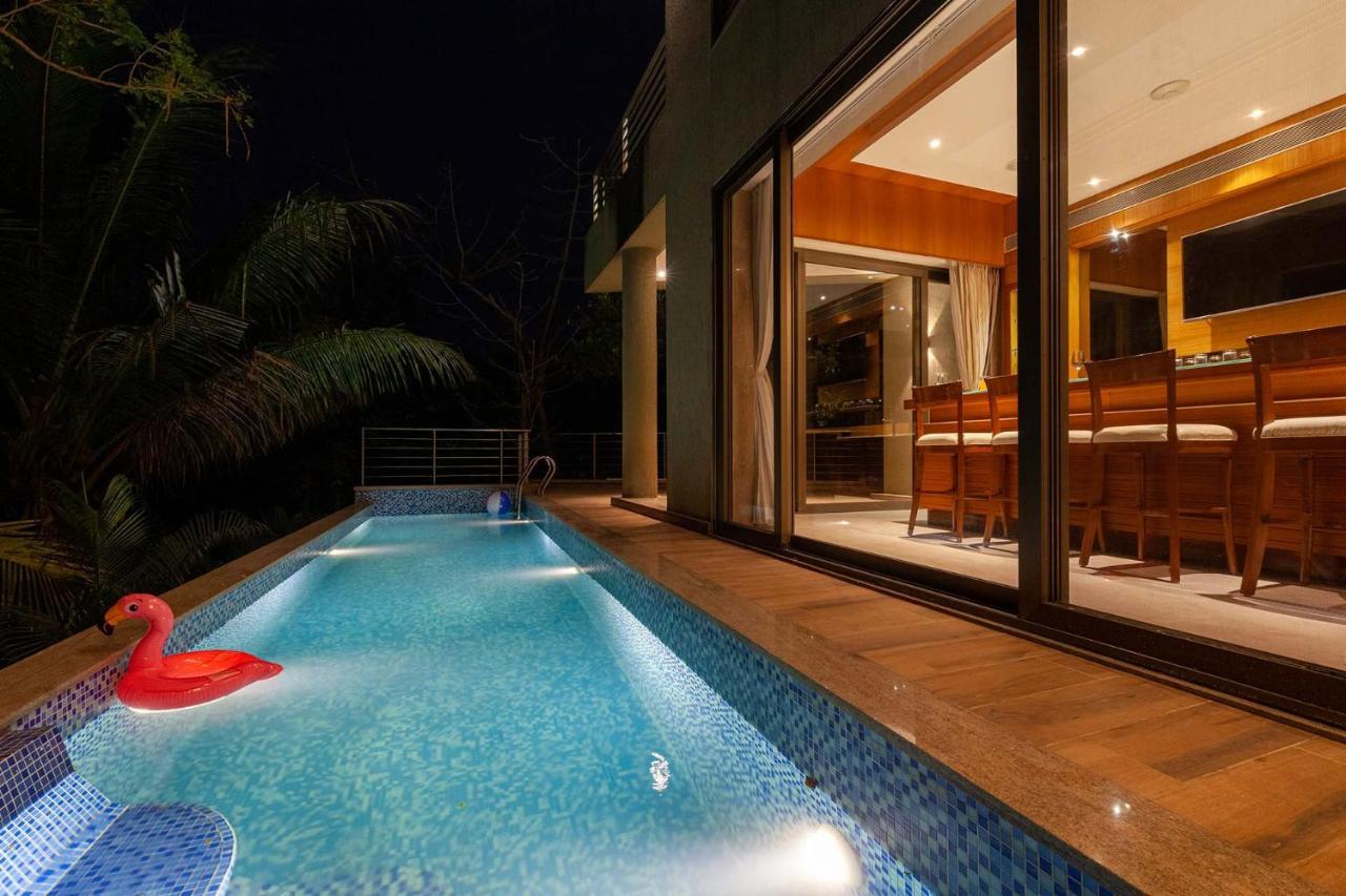 The Blue Horizon By Stayvista - Featuring A Beach-View Villa With A Swimming Pool, Indoor Games, And A Relaxing Balcony อลีบาก ภายนอก รูปภาพ